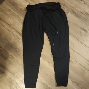 Women’s Kiragrace Black Drawstring Jogger Pants- L